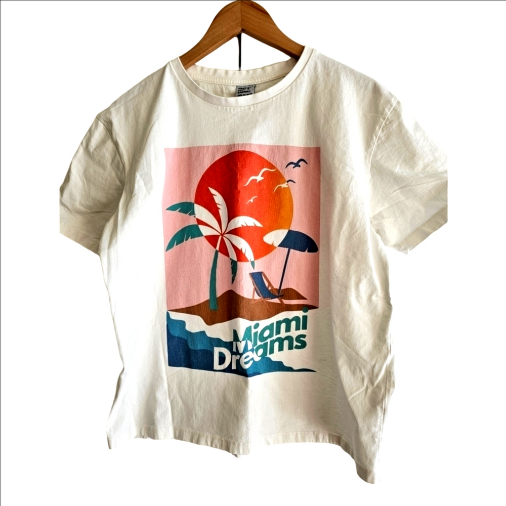 ✨ 3/$20✨ Miami Dreams Oversized T-shirt 100% thick cotton